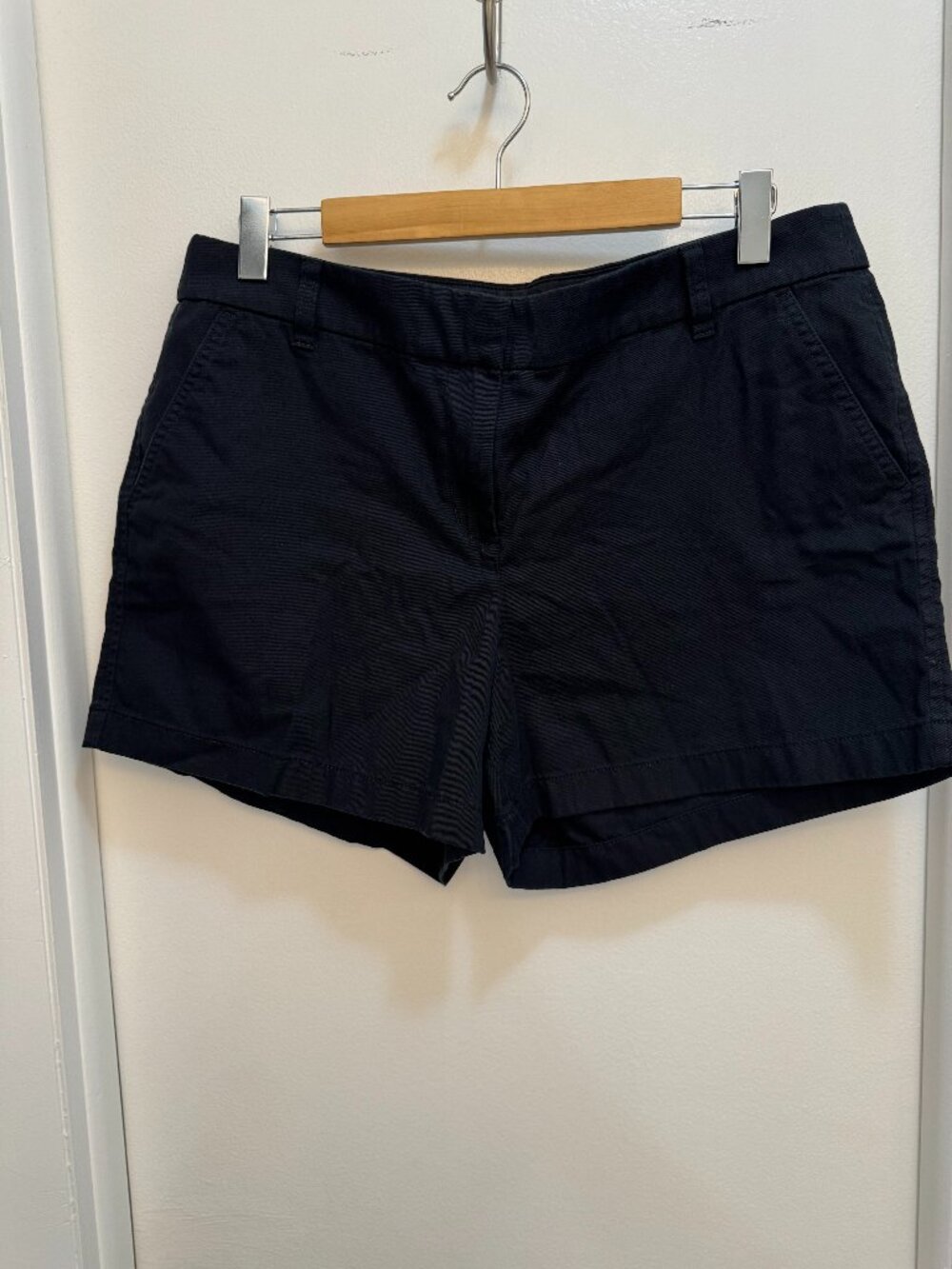 J.Crew Women 3.5"" classic chino short